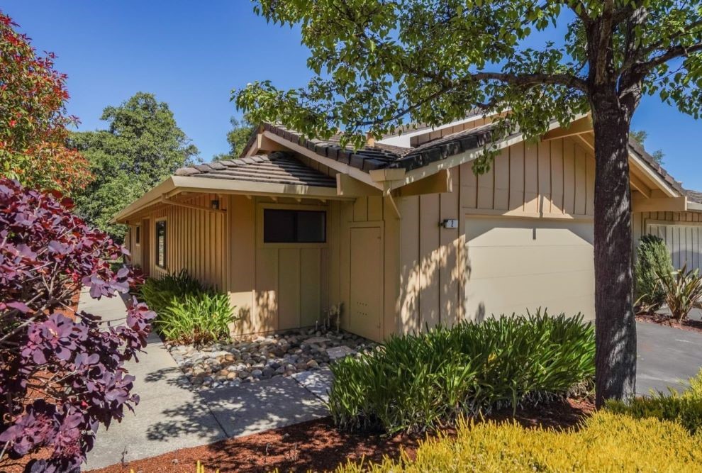 2 Calypso Ln, San Carlos, California, 94070, 2 Bedrooms Bedrooms, ,2 BathroomsBathrooms,Townhome,Sold Properties,Calypso Ln,1125